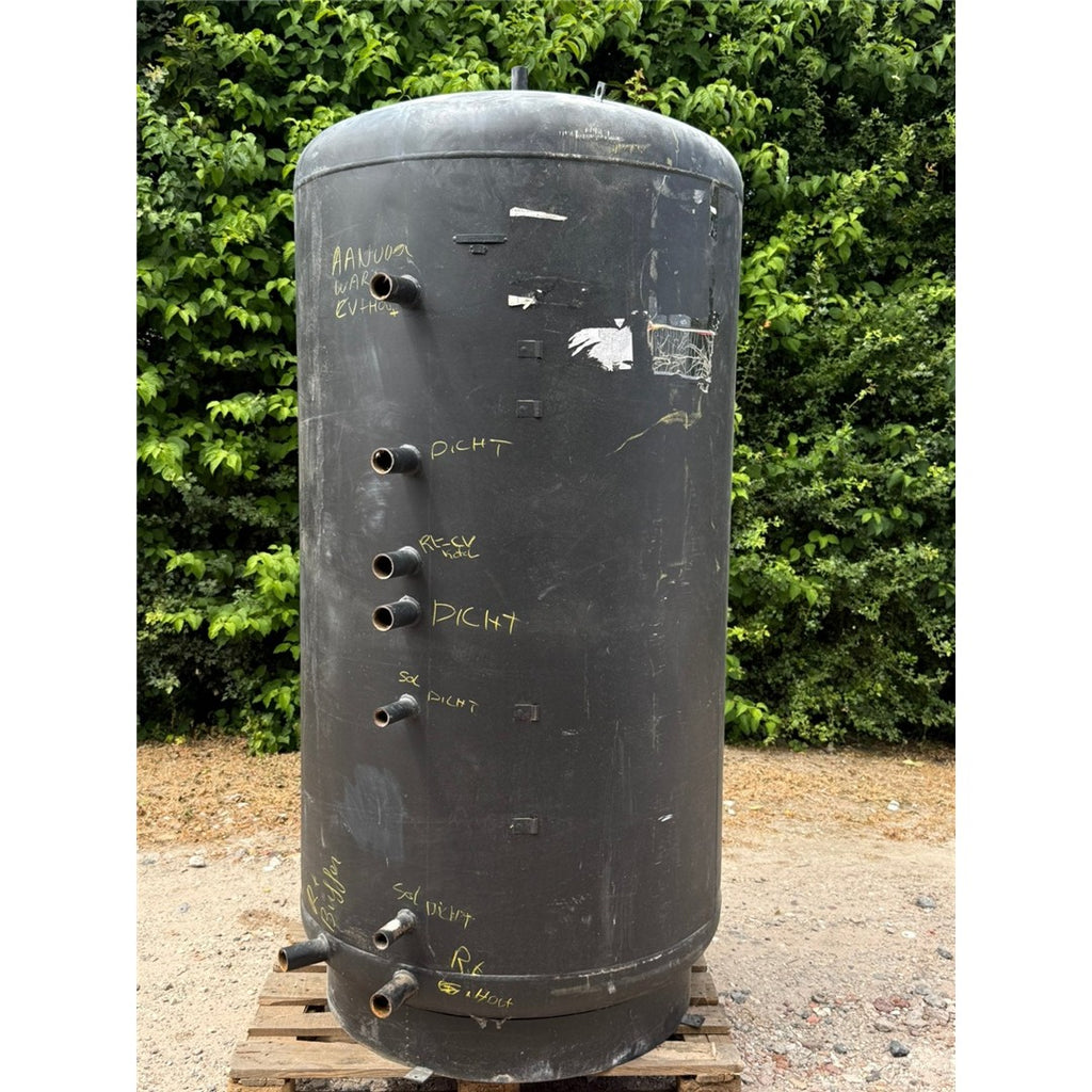 Buffervat 2000 liter met RVS tapwaterspiraal en solar spiraal