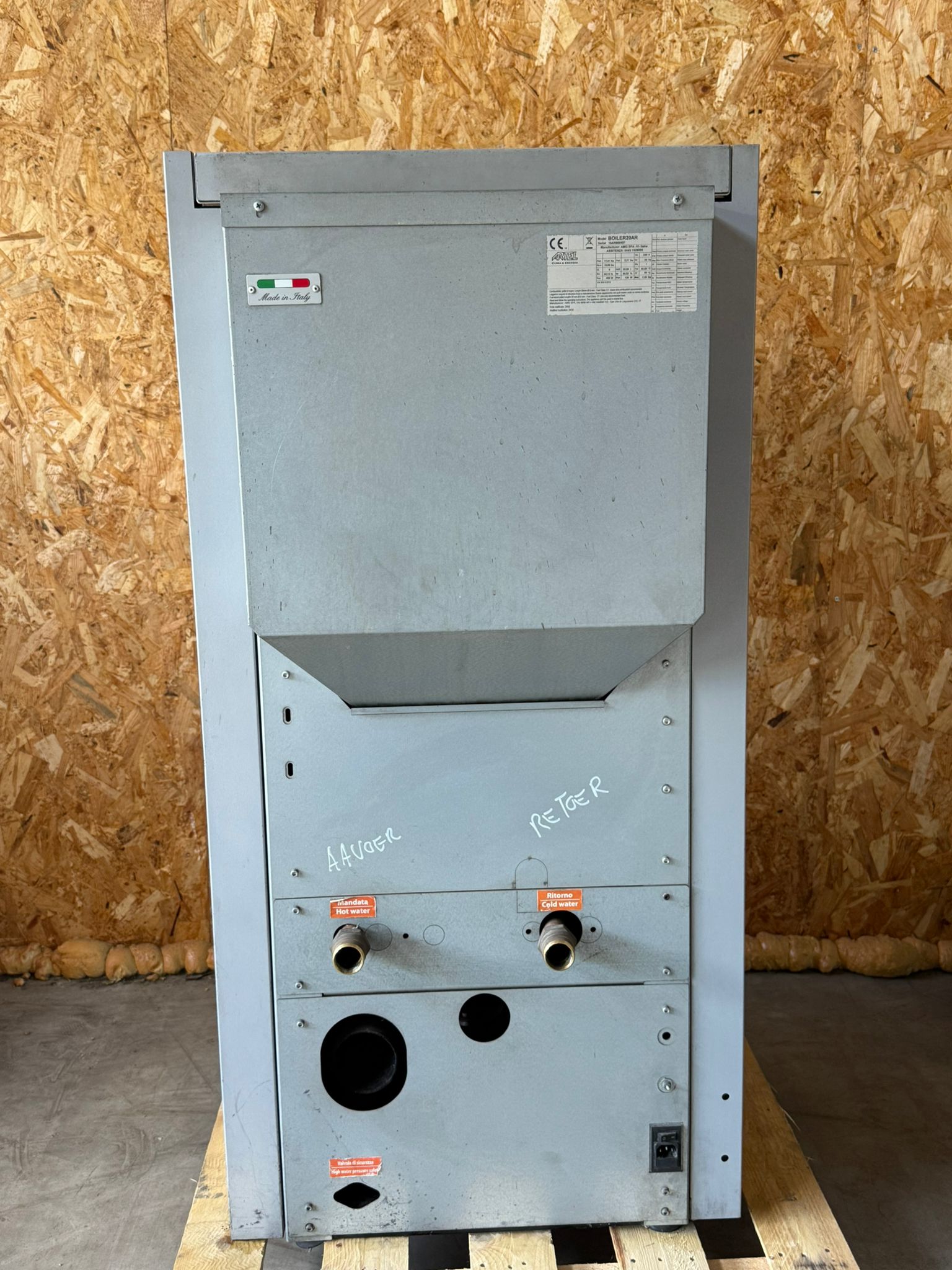 Cv Pelletkachel Artel 20kW AR