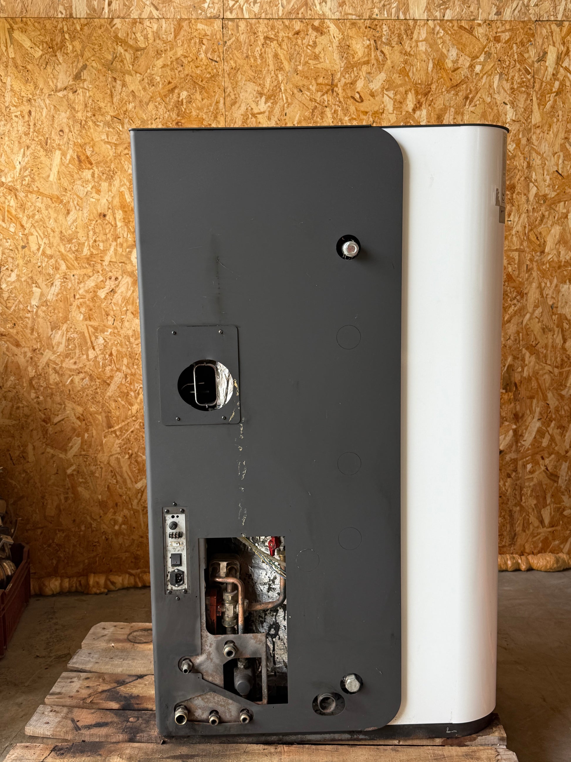 Cv Pelletkachel Laminox Termoboiler 24