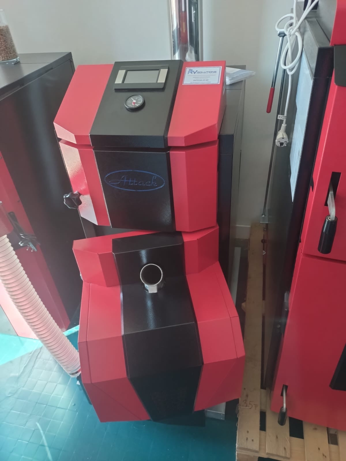 Nieuwe Cv Attack Pellet Automatic 30 kW INCL Bunker/Vijzel