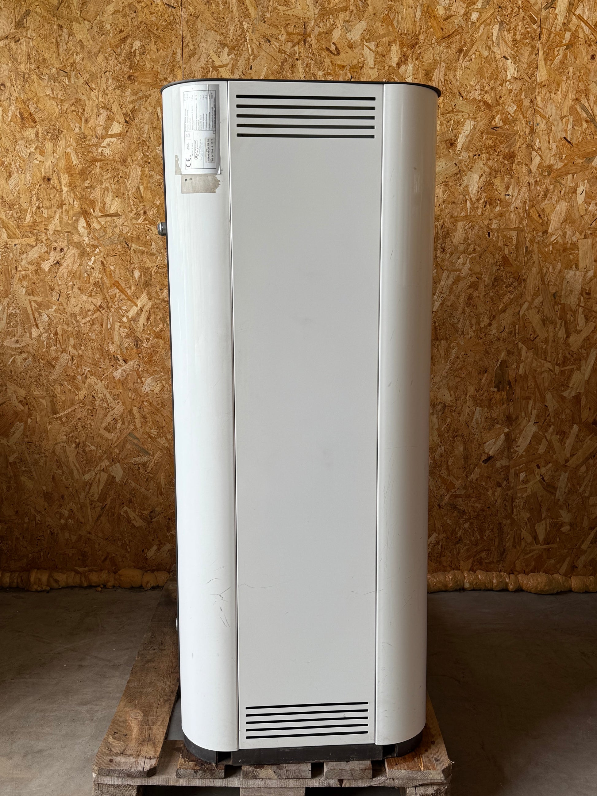 Cv Pelletkachel Laminox Termoboiler 24