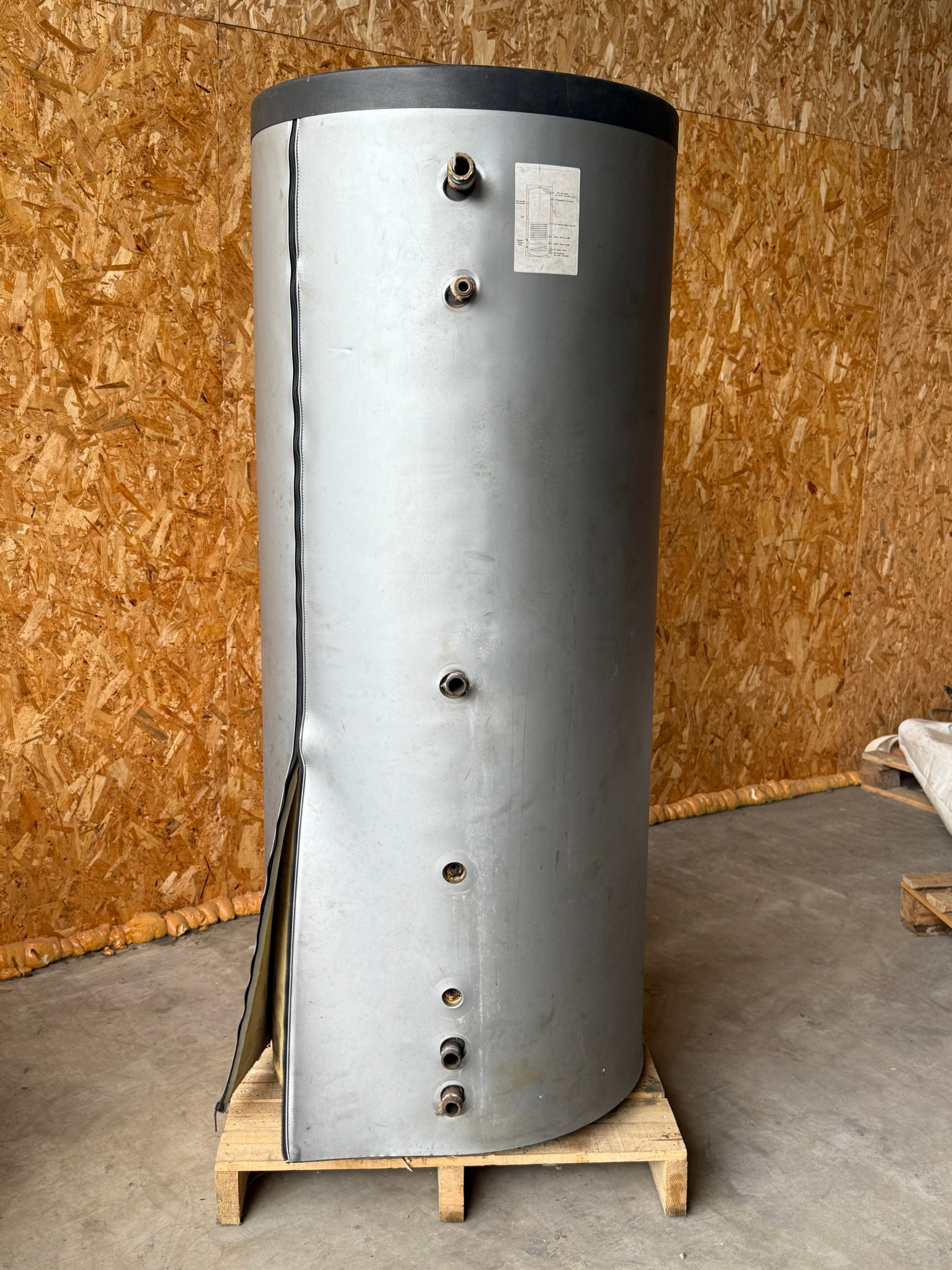 Cv Buffervat 300 liter met een spiraal