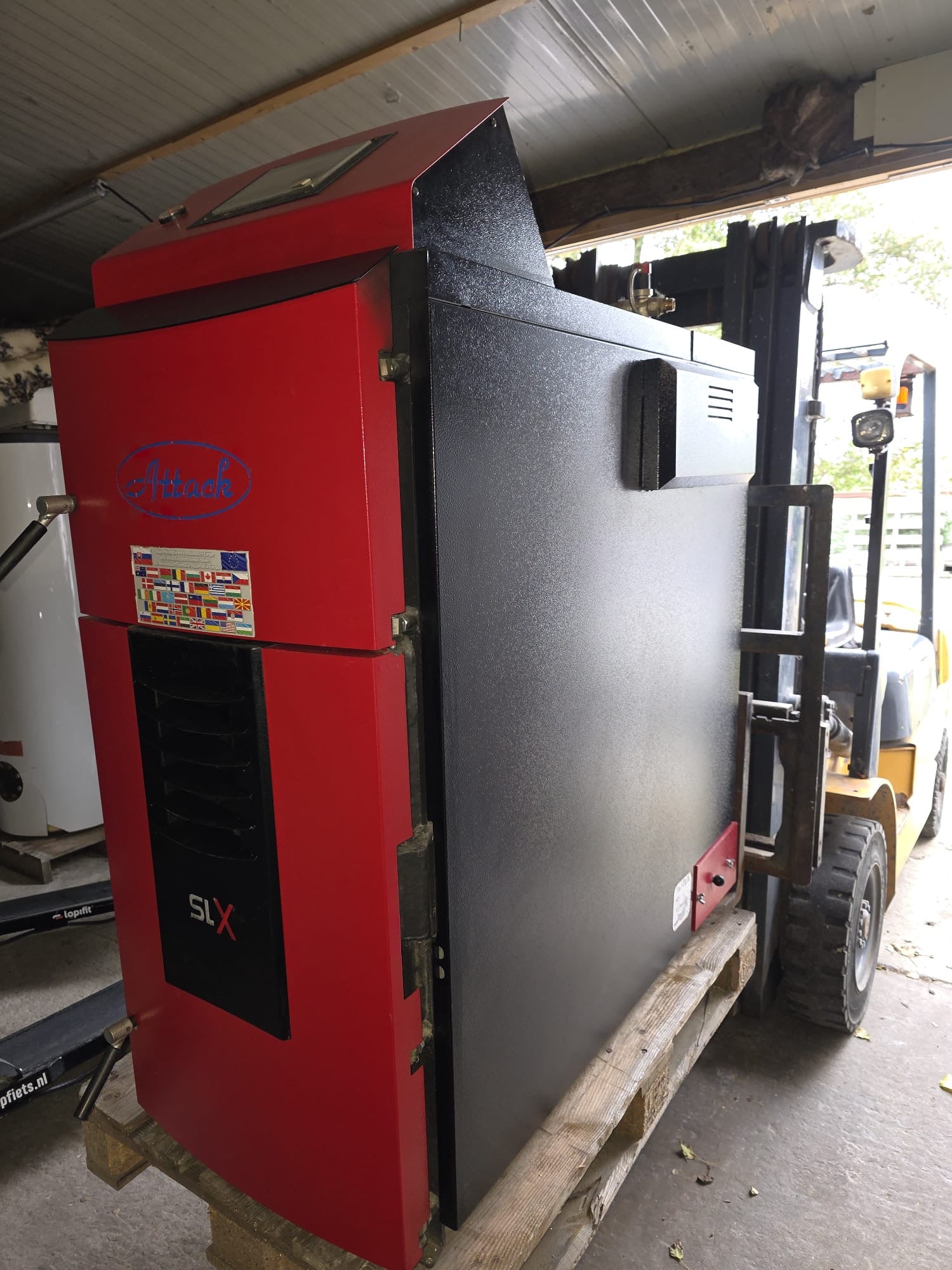 Houtvergasser - Houtkachel Attack 55 SLX LAMBDA